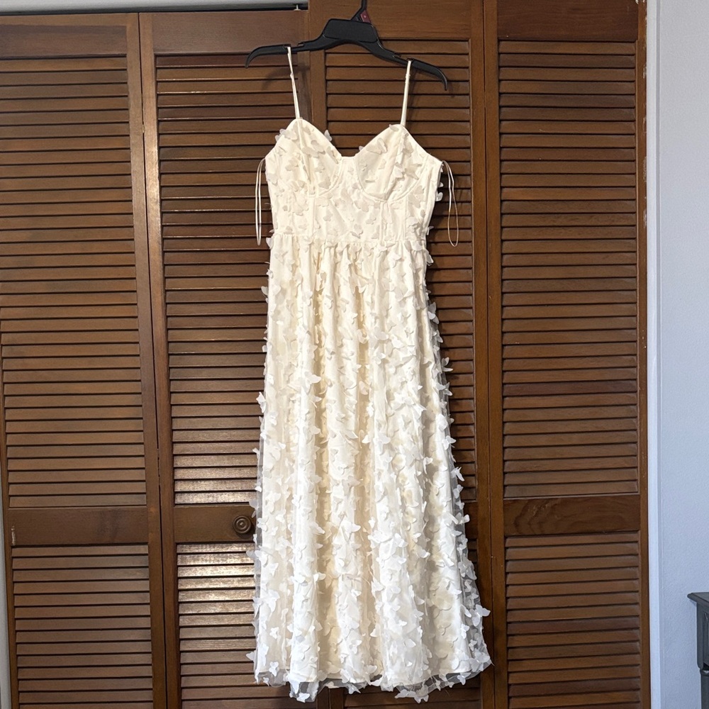 Ivory Floral Appliqué Spaghetti Strap Dress